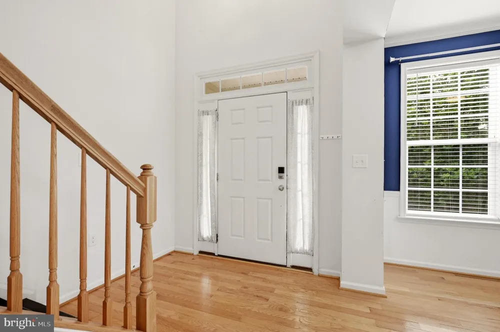 210 WOODS DRIVE Cross Junction, VA 22625