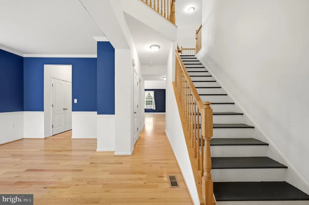 210 WOODS DRIVE Cross Junction, VA 22625