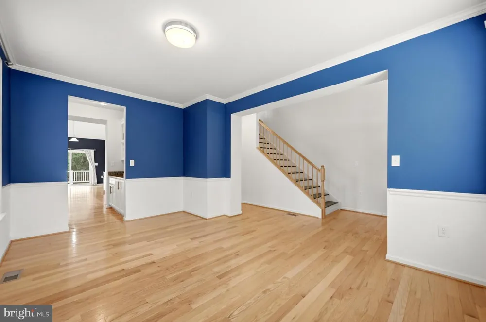 210 WOODS DRIVE Cross Junction, VA 22625