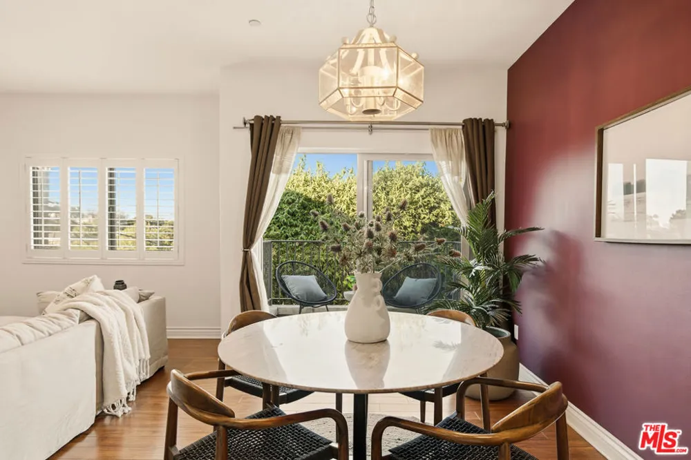 2486 S Centinela Avenue #303 Los Angeles, CA 90064
