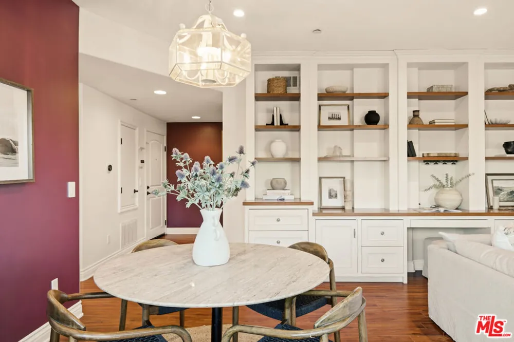 2486 S Centinela Avenue #303 Los Angeles, CA 90064