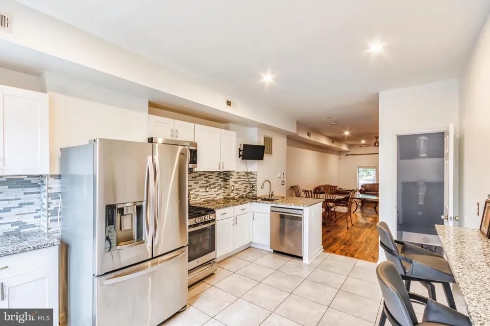 819 MONTFORD AVENUE Baltimore, MD 21205