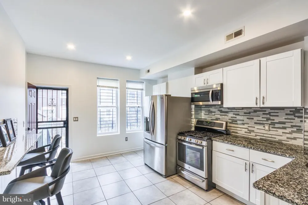 819 MONTFORD AVENUE Baltimore, MD 21205