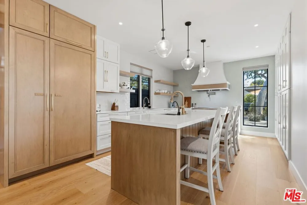 4034 Coolidge Avenue Culver City, CA 90066