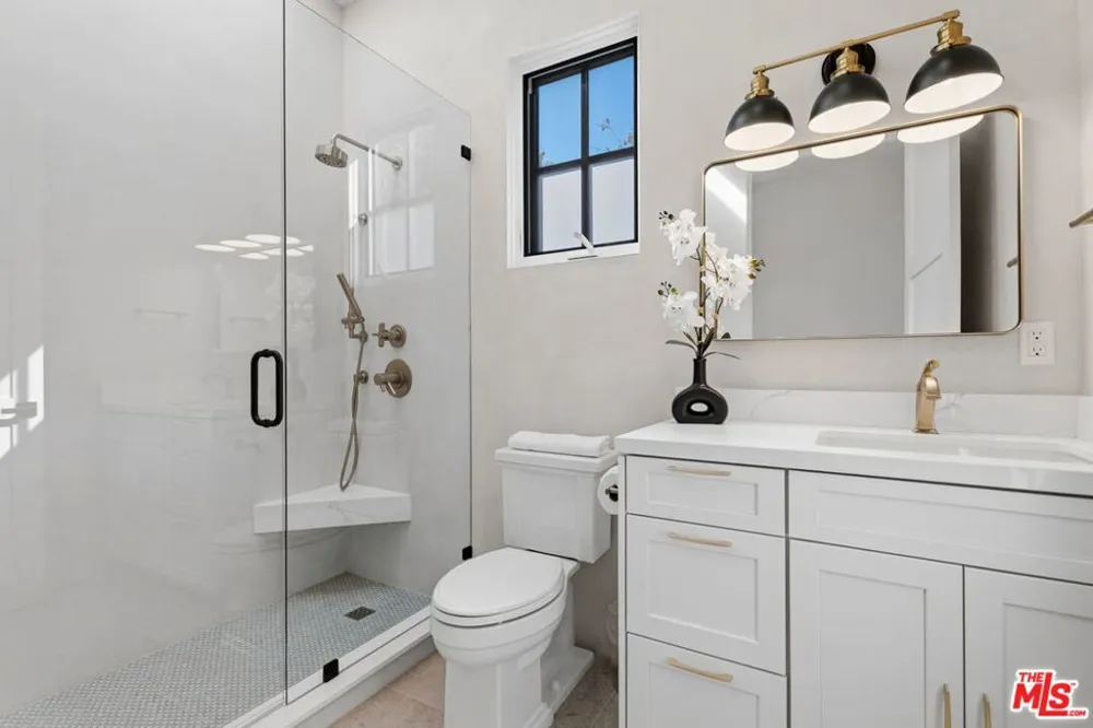4034 Coolidge Avenue Culver City, CA 90066