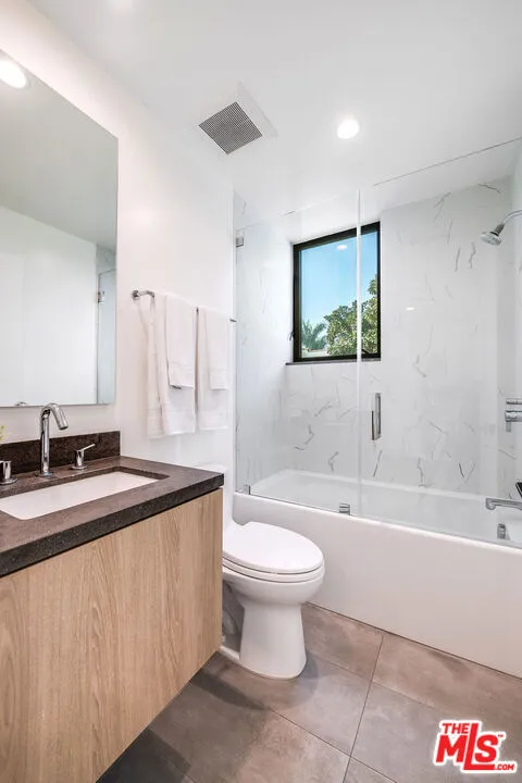 1620 Electric Avenue Venice, CA 90291