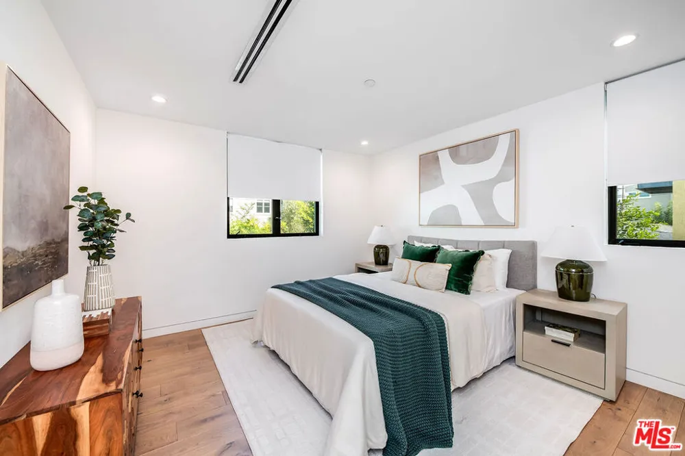 1620 Electric Avenue Venice, CA 90291