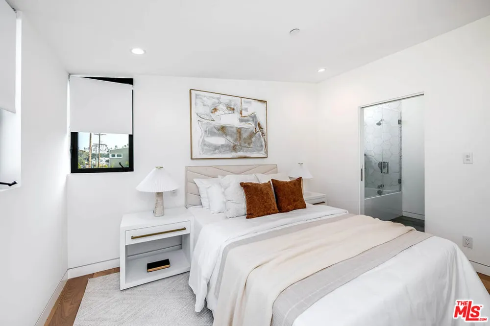 1620 Electric Avenue Venice, CA 90291