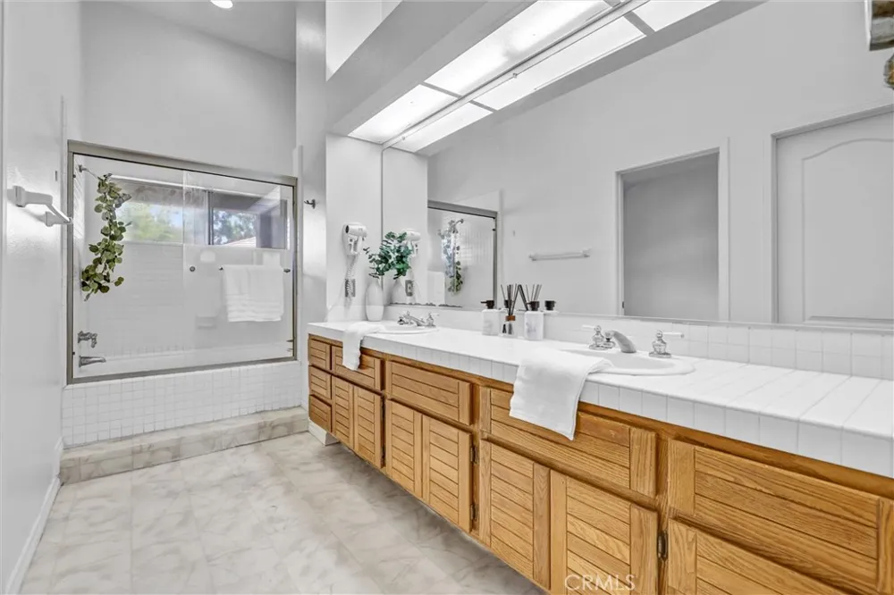 24 Scripps Aisle #177 Irvine, CA 92612