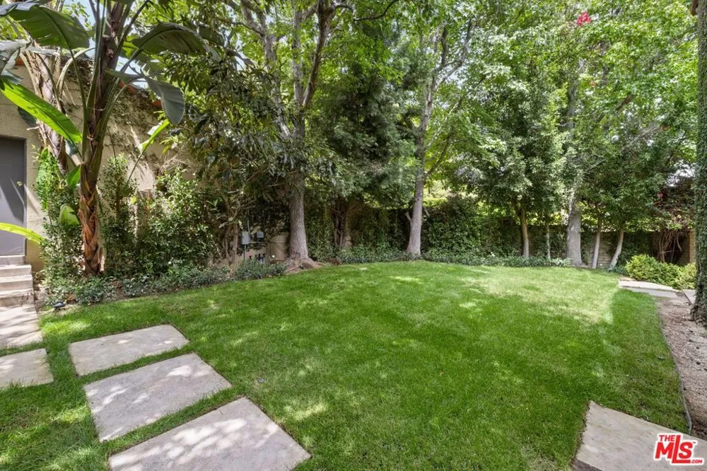 1121 La Collina Drive Beverly Hills, CA 90210
