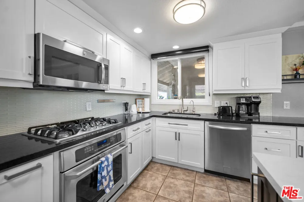 12127 Edgeworth Avenue Whittier, CA 90604