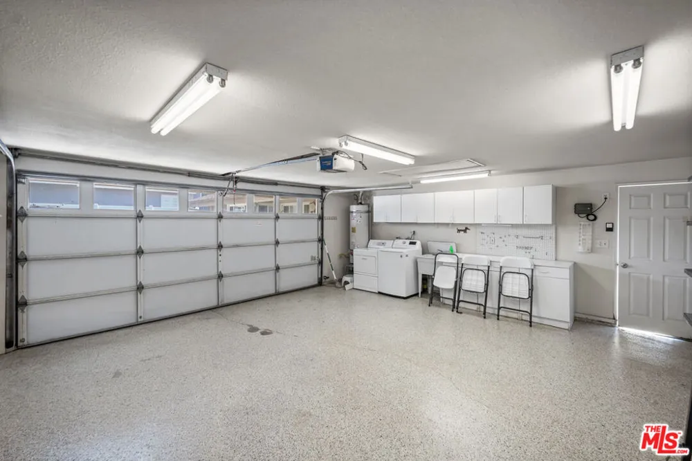 12127 Edgeworth Avenue Whittier, CA 90604
