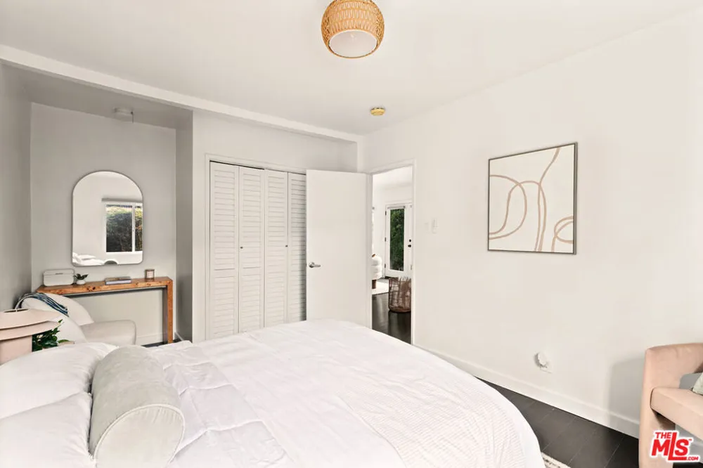 1434 24th Street Santa Monica, CA 90404