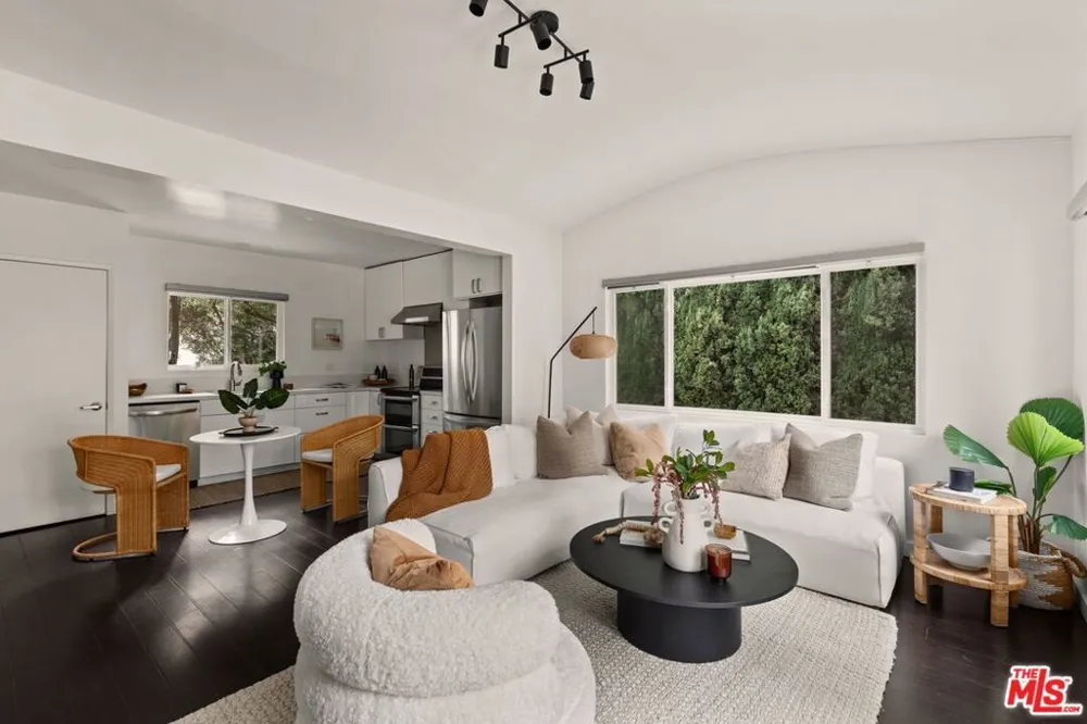 1434 24th Street Santa Monica, CA 90404