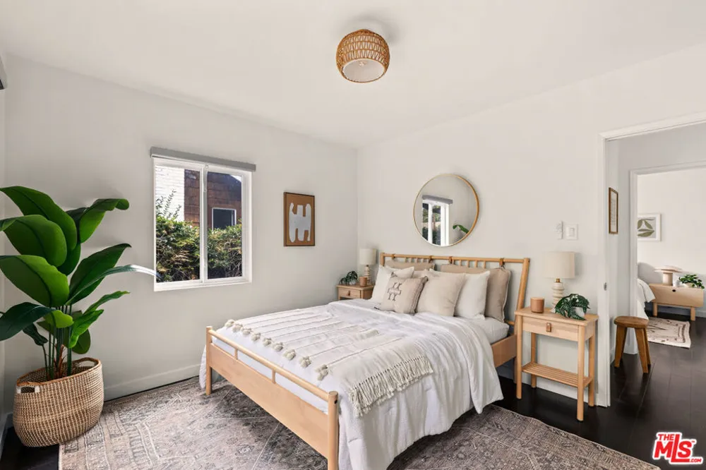 1434 24th Street Santa Monica, CA 90404