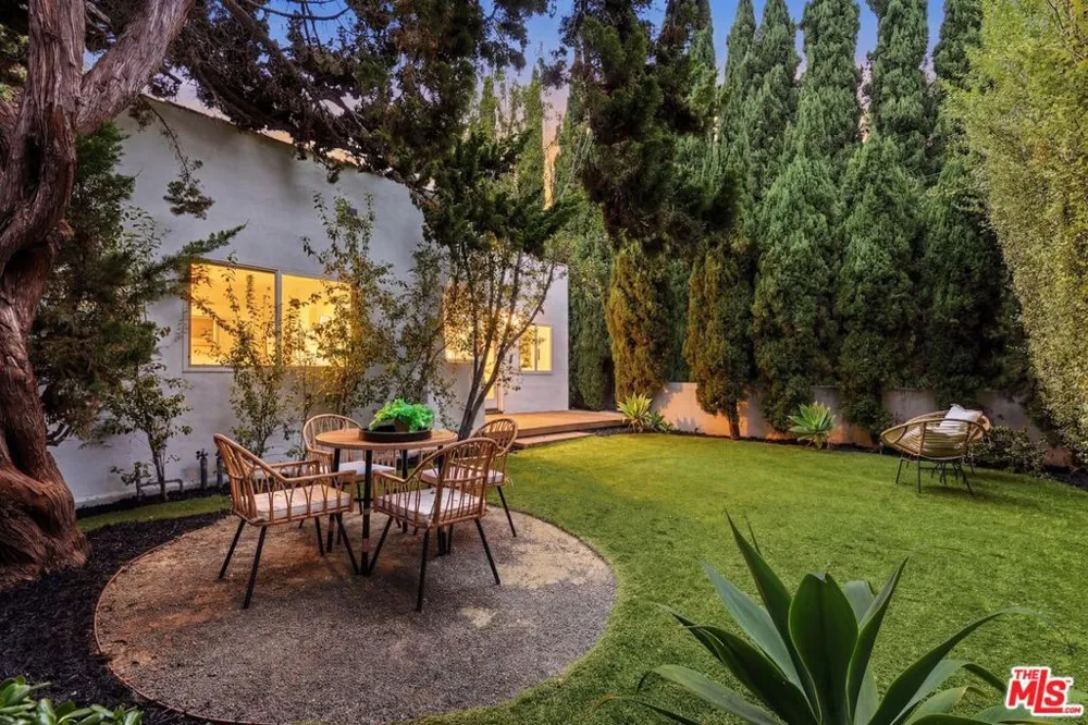 1434 24th Street Santa Monica, CA 90404