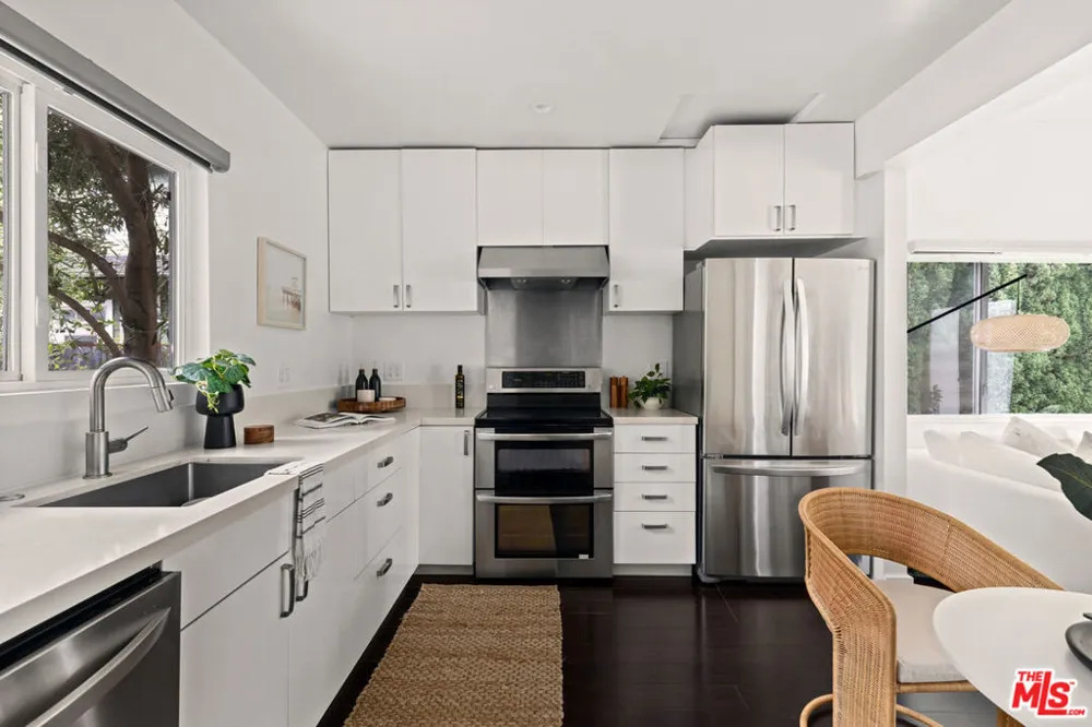 1434 24th Street Santa Monica, CA 90404