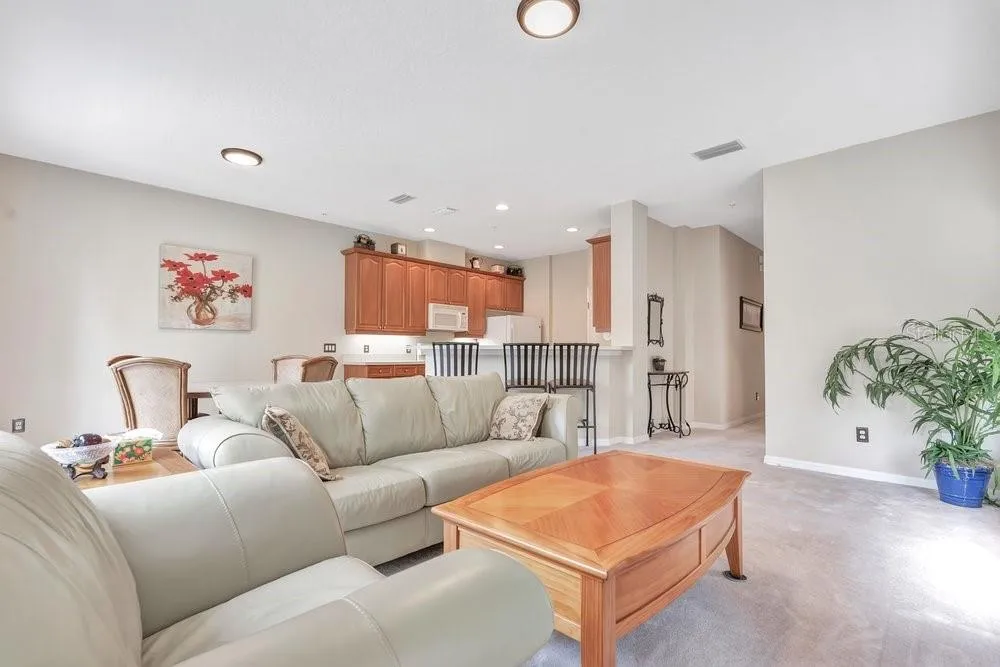 617 PINEBRANCH CIRCLE Winter Springs, FL 32708