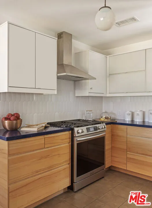 4210 Palmero Drive Los Angeles, CA 90065