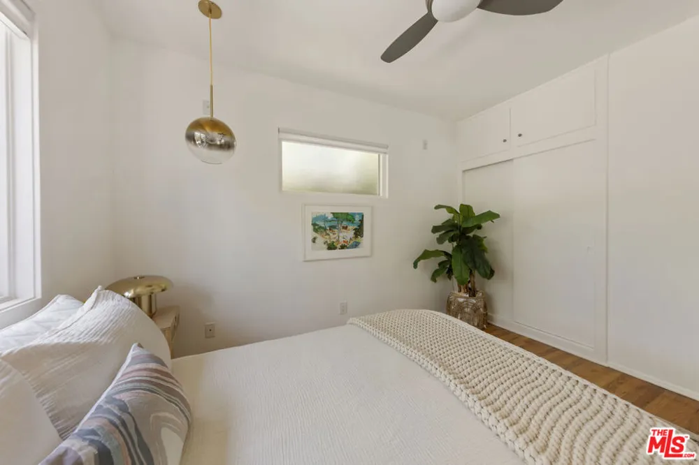 4210 Palmero Drive Los Angeles, CA 90065