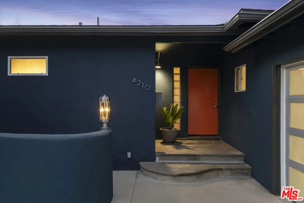 4210 Palmero Drive Los Angeles, CA 90065