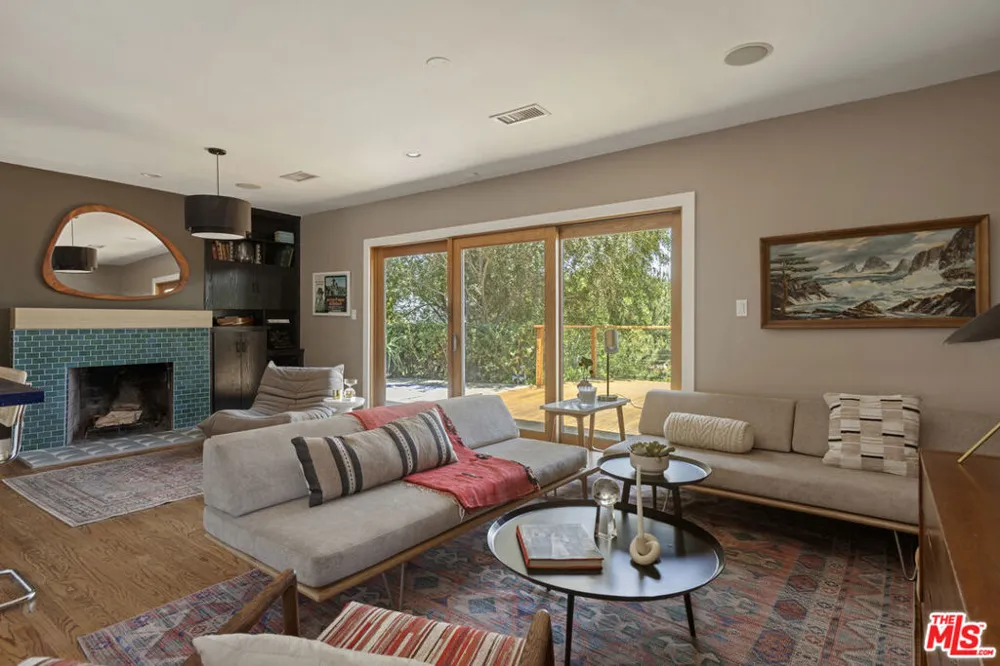4210 Palmero Drive Los Angeles, CA 90065