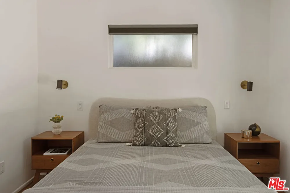 4210 Palmero Drive Los Angeles, CA 90065