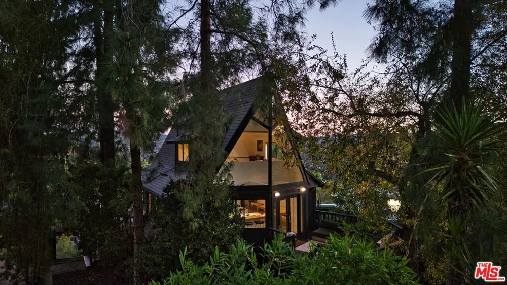 19995 Sischo Drive Topanga, CA 90290