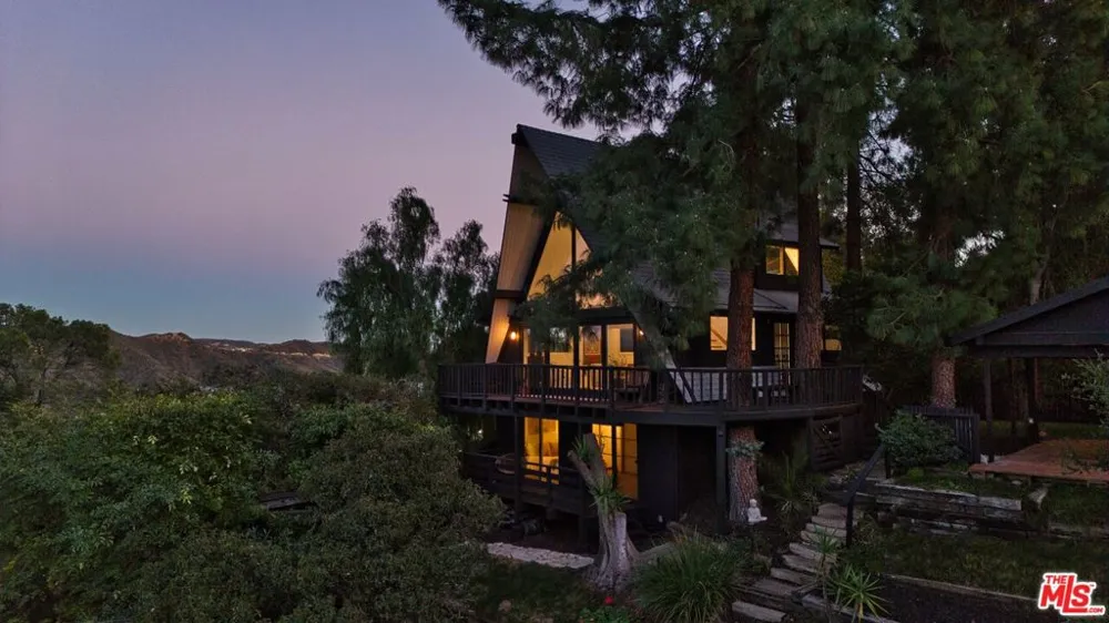19995 Sischo Drive Topanga, CA 90290