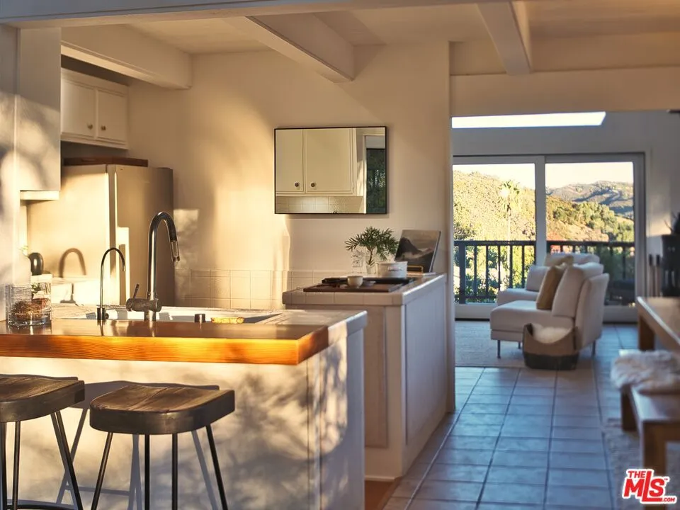 19995 Sischo Drive Topanga, CA 90290