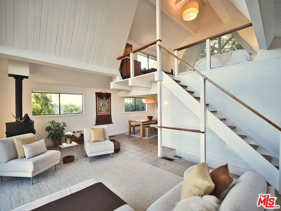 19995 Sischo Drive Topanga, CA 90290