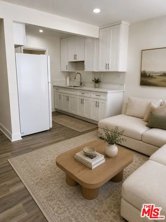 634 E 87th Street Los Angeles, CA 90002