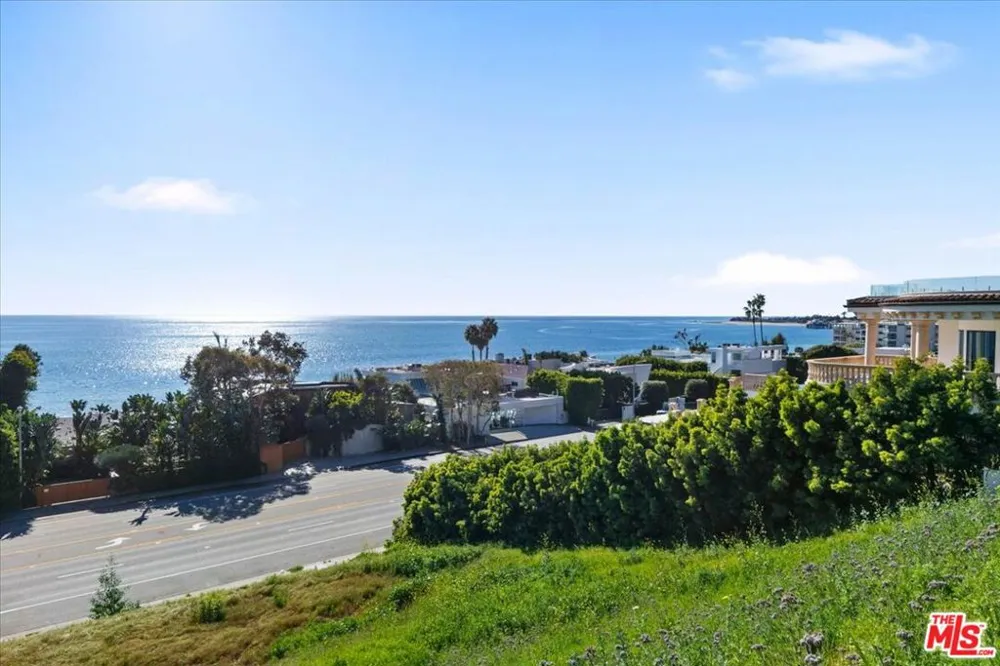 22411 Pacific Coast Highway Malibu, CA 90265