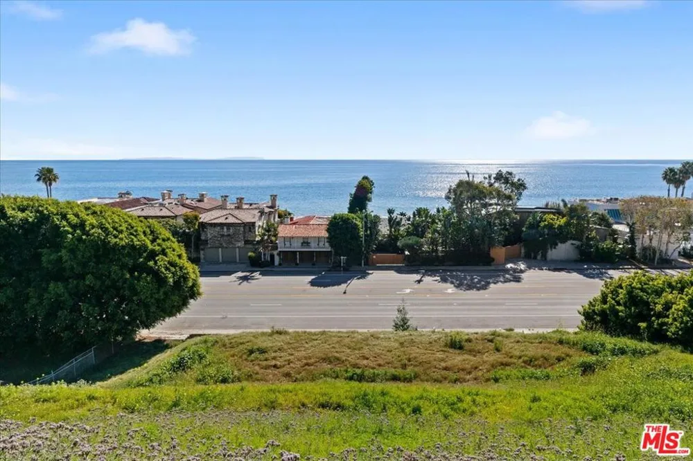 22411 Pacific Coast Highway Malibu, CA 90265