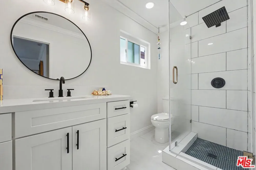 1633 Van Horne Lane Redondo Beach, CA 90278