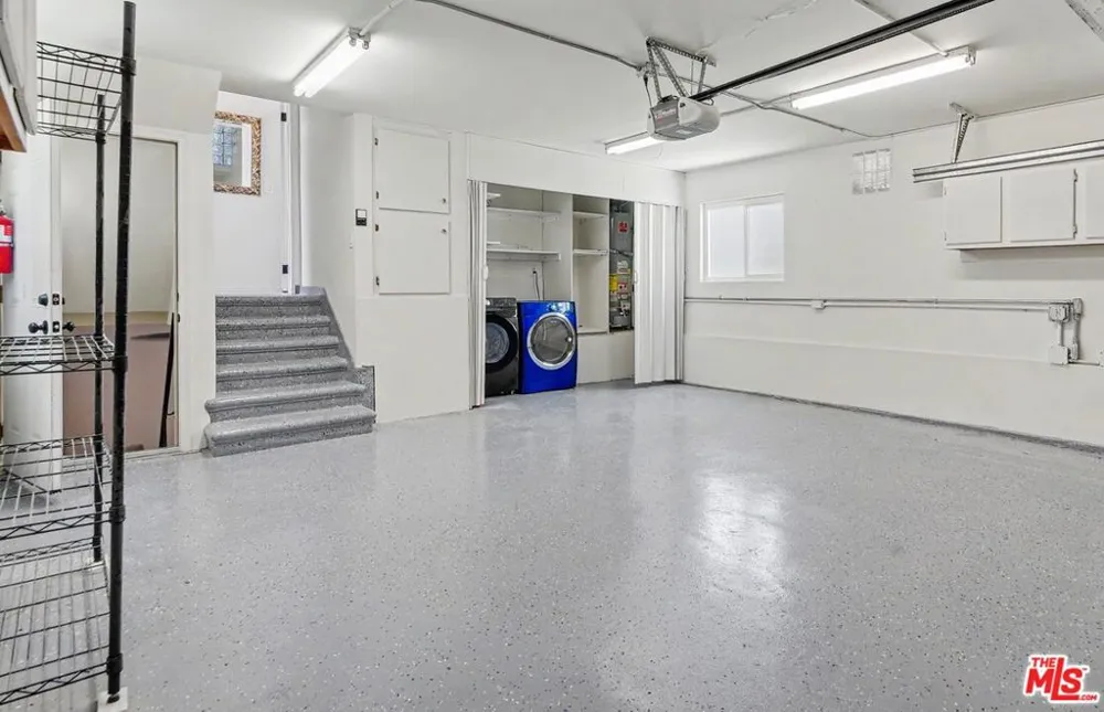 1633 Van Horne Lane Redondo Beach, CA 90278