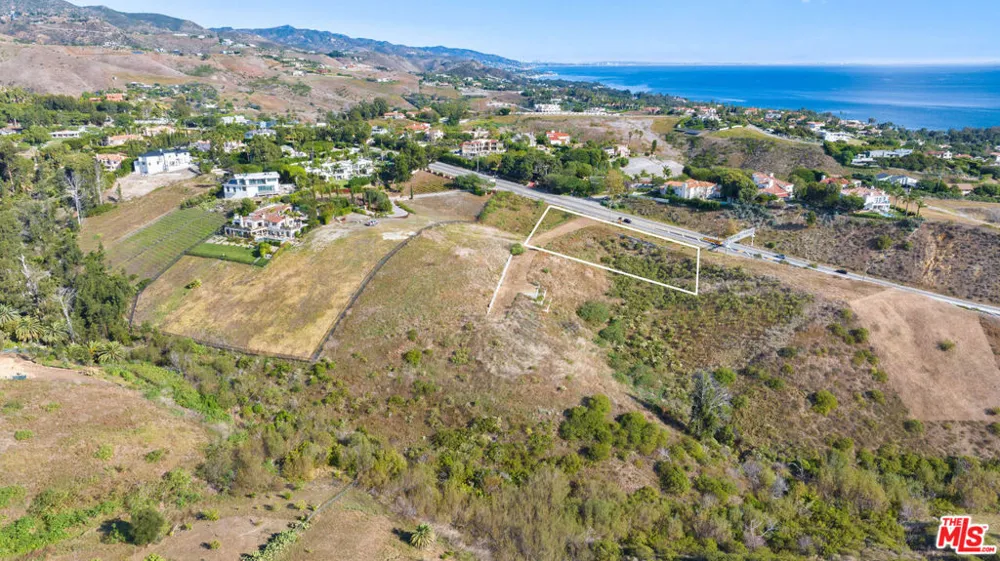 6011 Kanan Dume Road Malibu, CA 90265