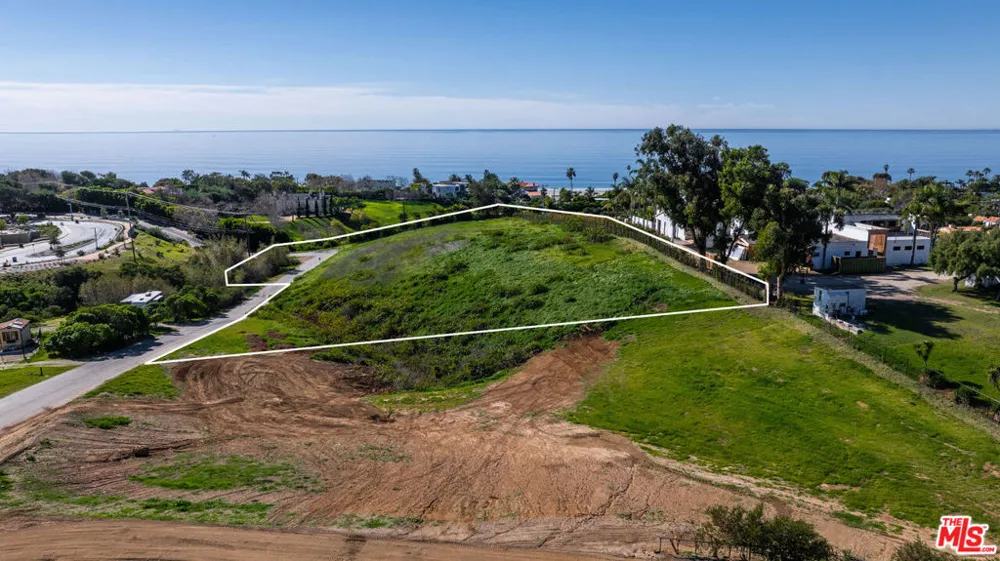 30311 Morning View Drive Malibu, CA 90265