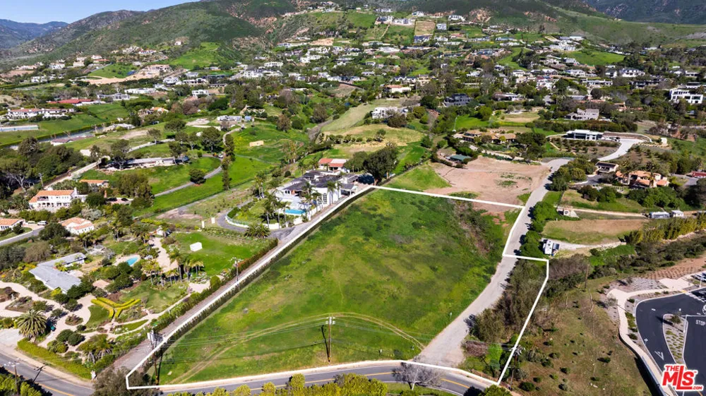 30311 Morning View Drive Malibu, CA 90265