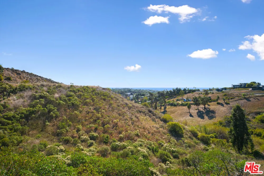 6041 Kanan Dume Road Malibu, CA 90265