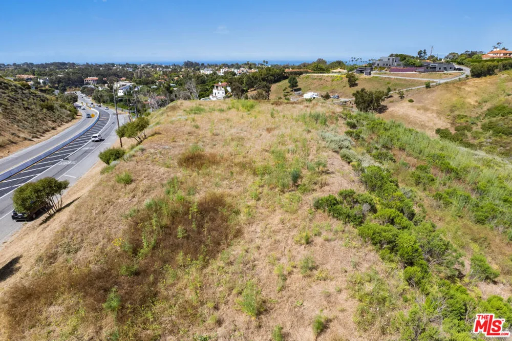 6111 Kanan Dume Road Malibu, CA 90265
