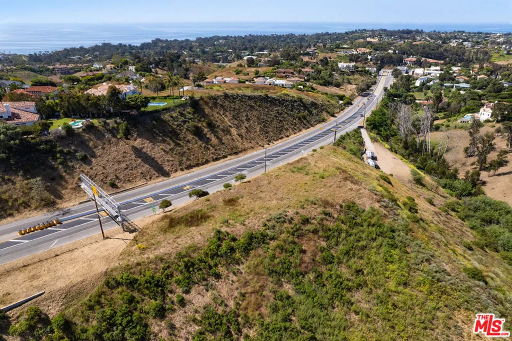 6111 Kanan Dume Road Malibu, CA 90265