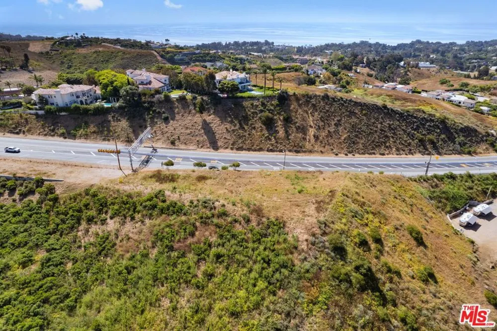 6111 Kanan Dume Road Malibu, CA 90265
