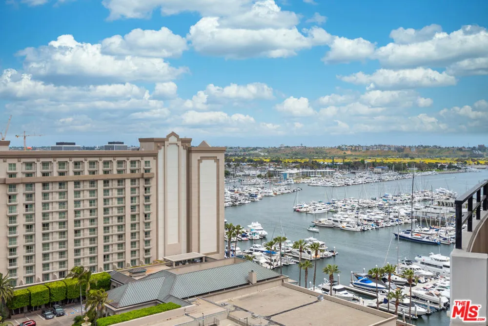 4265 Marina City Drive #415 Marina del Rey, CA 90292