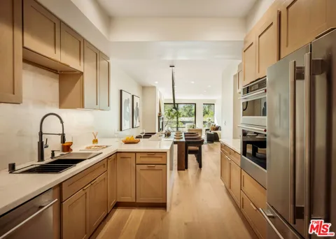 10551 Wilshire Boulevard #403