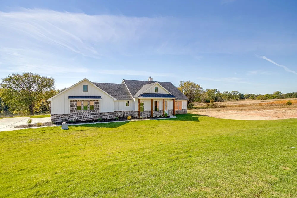217 Kilkenny Road Poolville, TX 76487