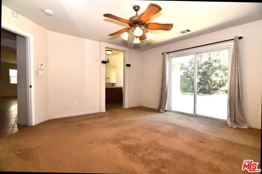 5116 Silver Clover Avenue Bakersfield, CA 93313