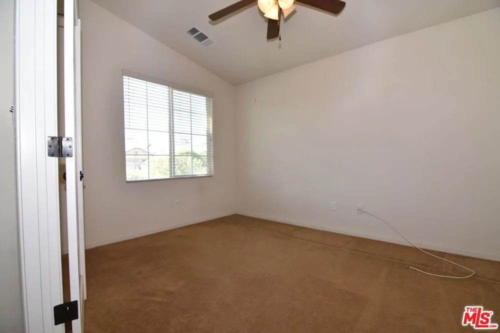 5116 Silver Clover Avenue Bakersfield, CA 93313