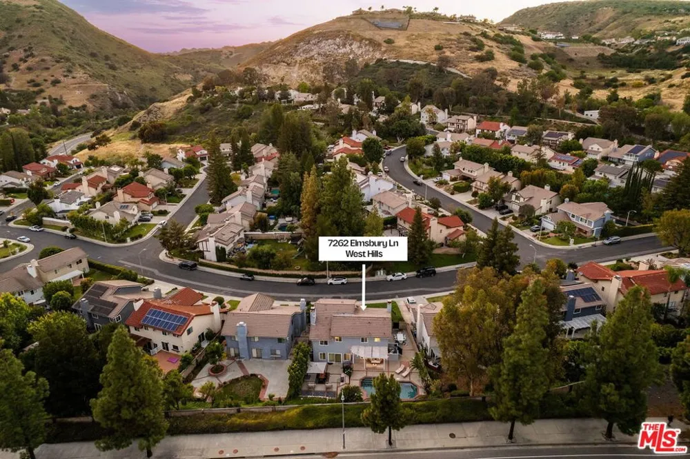 7262 Elmsbury Lane West Hills, CA 91307