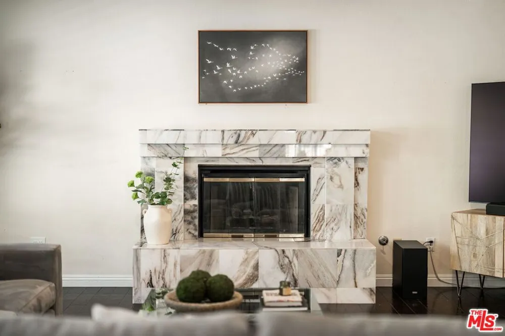 7262 Elmsbury Lane West Hills, CA 91307